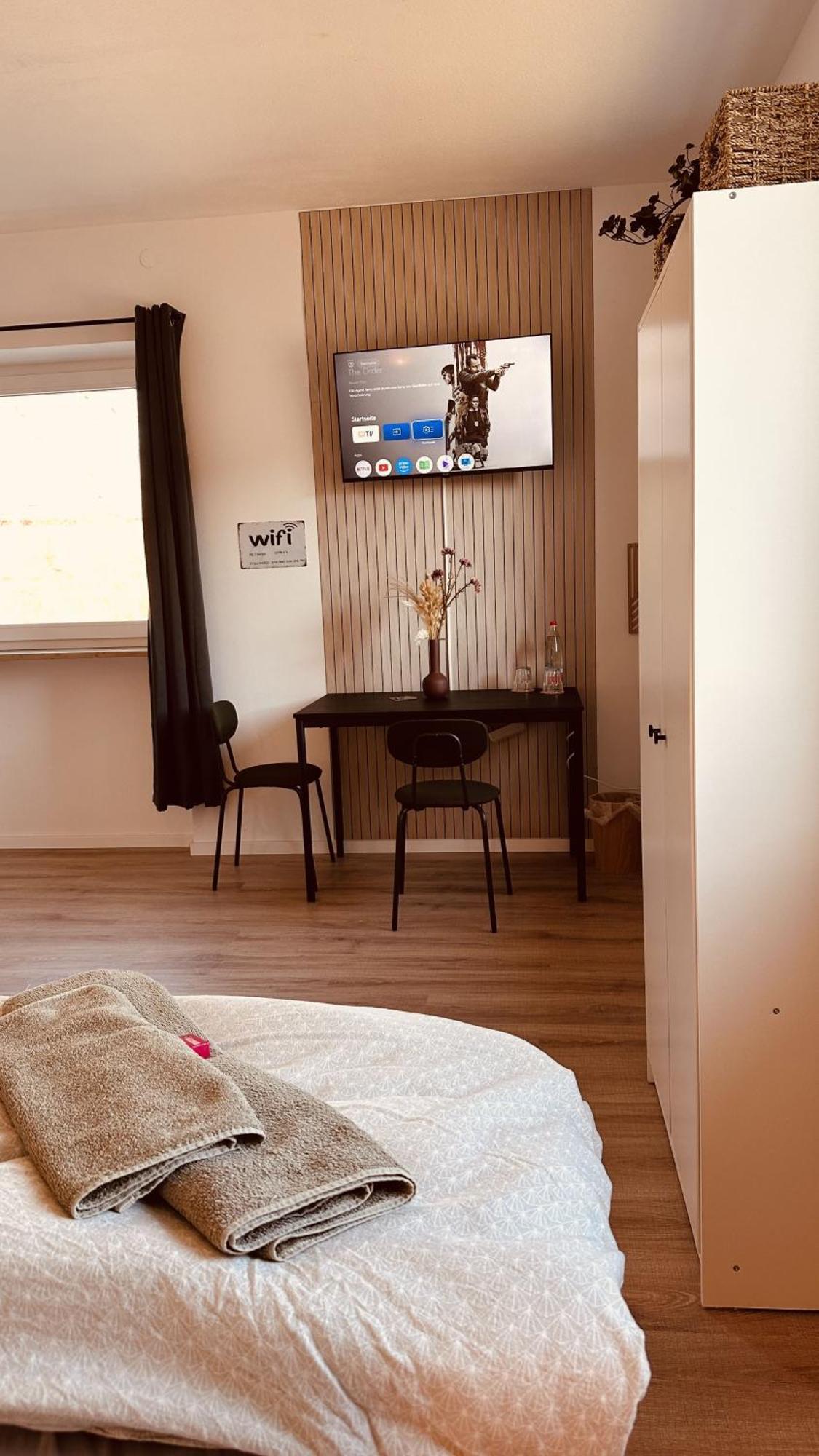 Apartment Mit Netflix - Parken - Kueche - Bad Weiden in der Oberpfalz Extérieur photo
